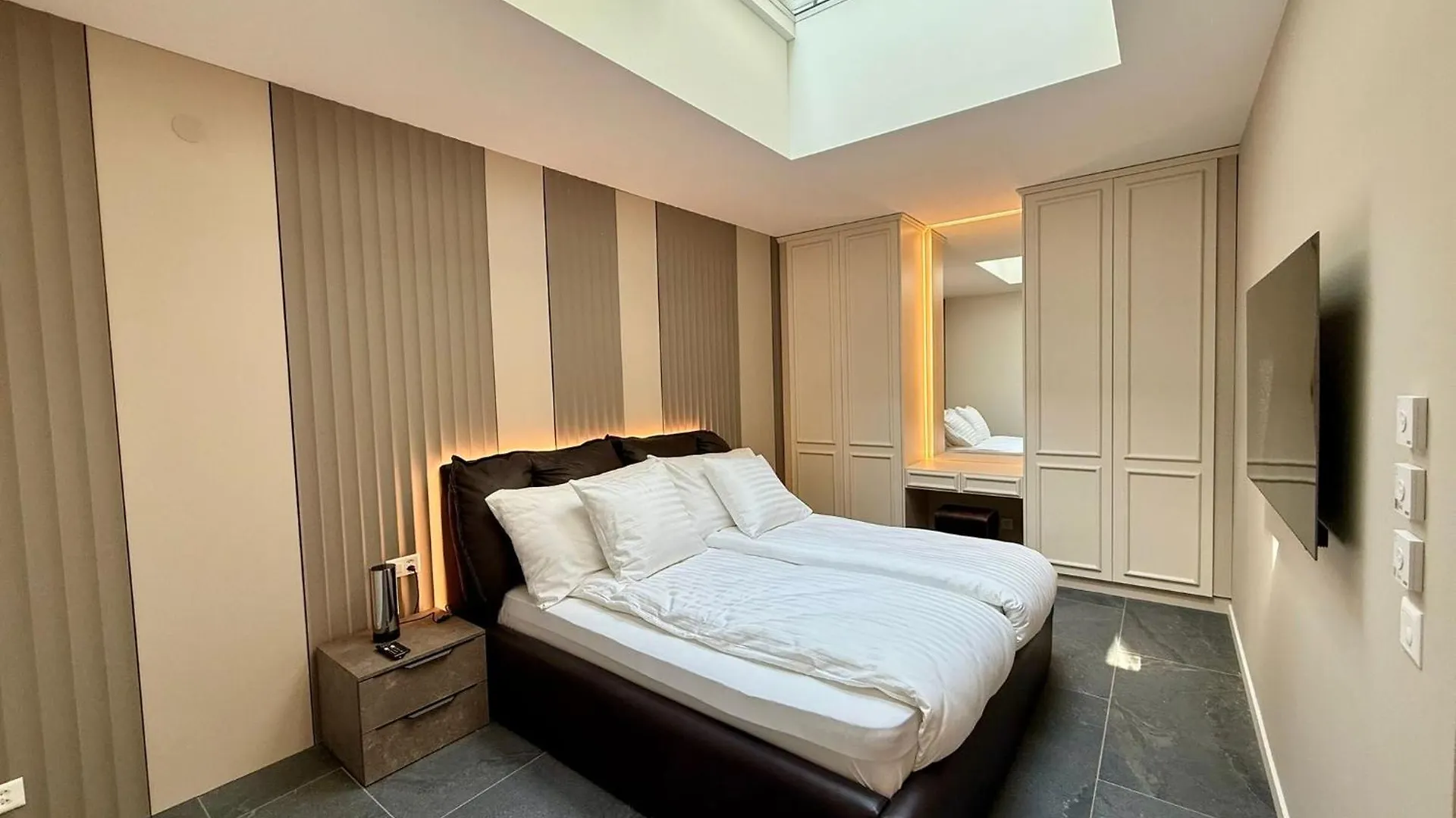 Aparthotel Luxe Living Basel-City